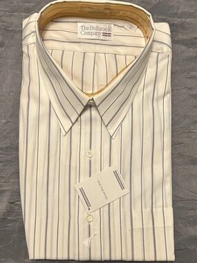 The Holbrook Company Dress Shirt Black and White Stripes!